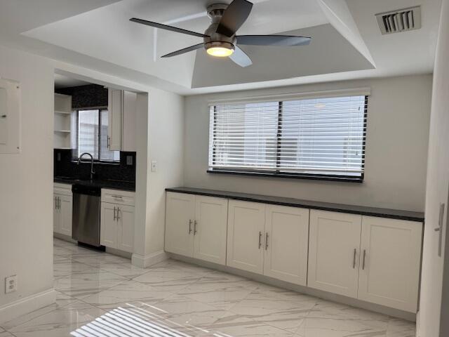 Building Photo - 15108 Ashland Dr