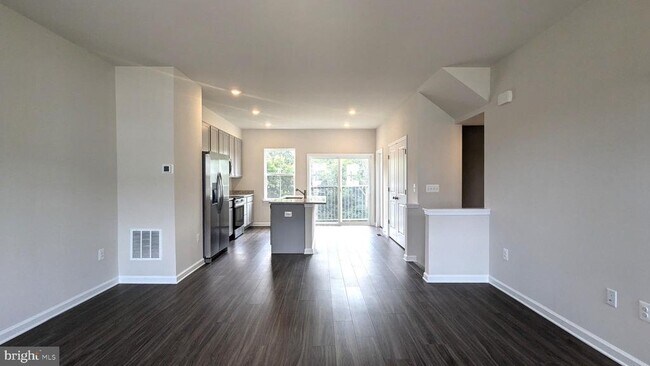 Building Photo - 151 Cooperage Rd