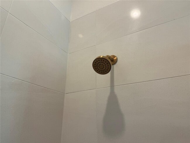 Building Photo - 798 TETBURY Lp