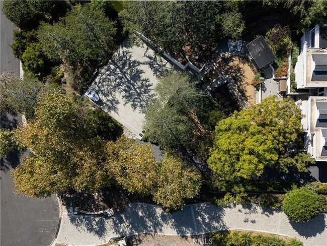 Building Photo - 31561 Peppertree Bend Unit