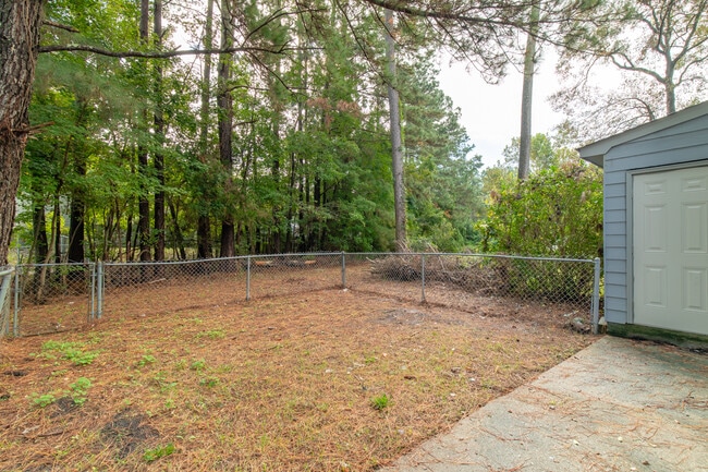 Building Photo - 1924 Greenstone Ct