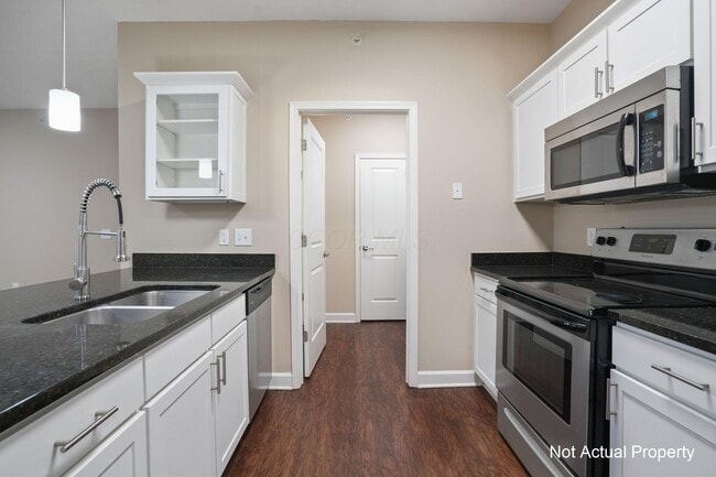 Building Photo - 5167 Monterey Pine Ln
