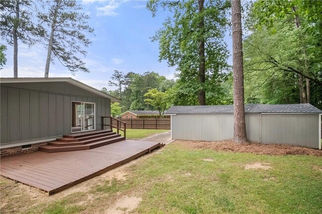 Building Photo - 2179 Beech Valley Dr