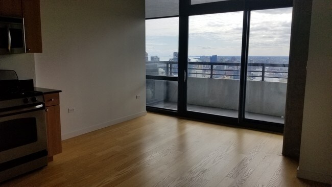 Building Photo - 235 W Van Buren St