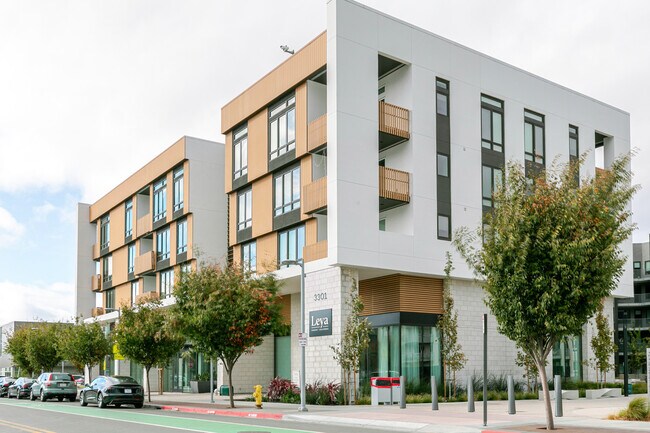 Building Photo - 3301 Innovation Wy