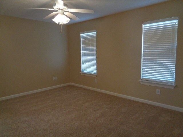 Building Photo - 4239 Turnberry Rd