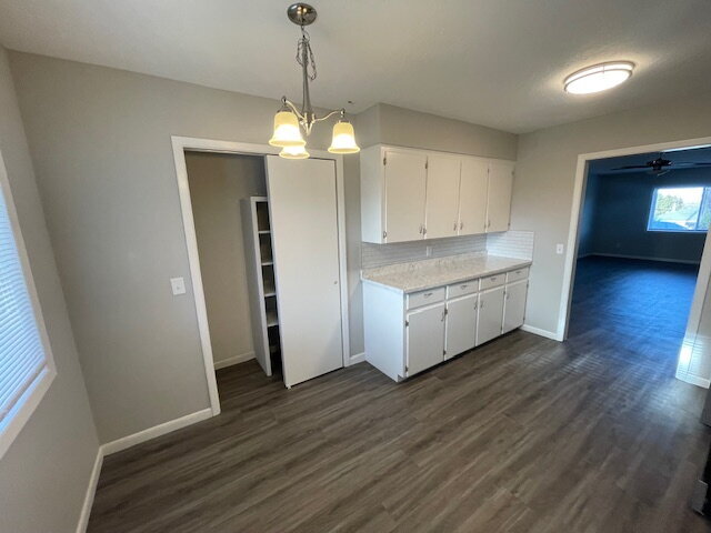 Building Photo - 14895 Dutchman Dr.