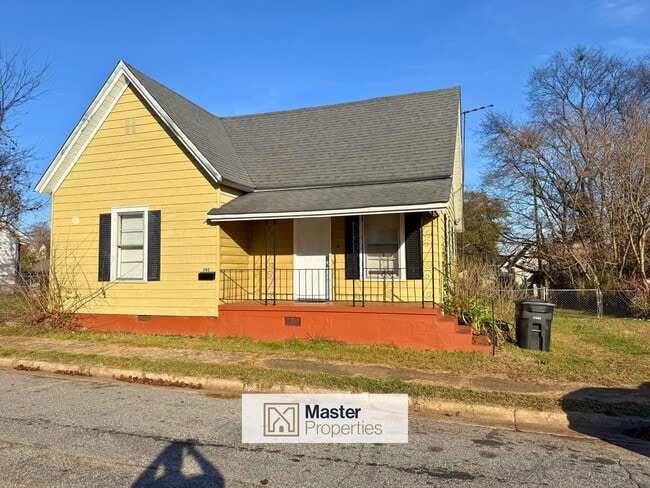 Primary Photo - 302 G St