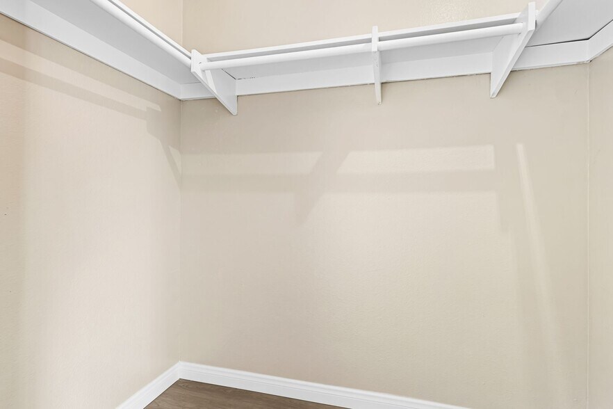 Building Photo - 8246 Caminito Modena