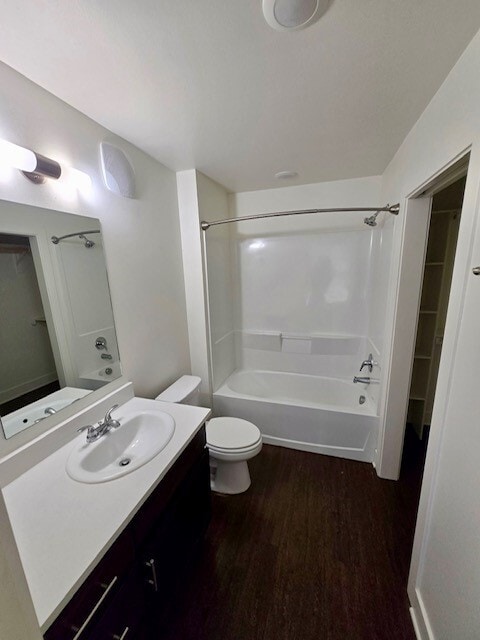 Building Photo - 726 E Emma Ave