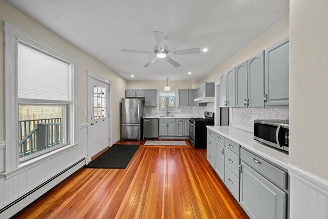 Building Photo - 7 Sweetser Ave