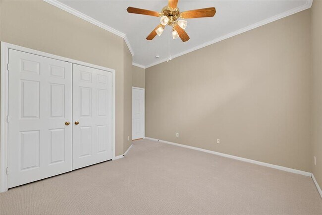 Building Photo - 7914 Loyel Pointe Dr