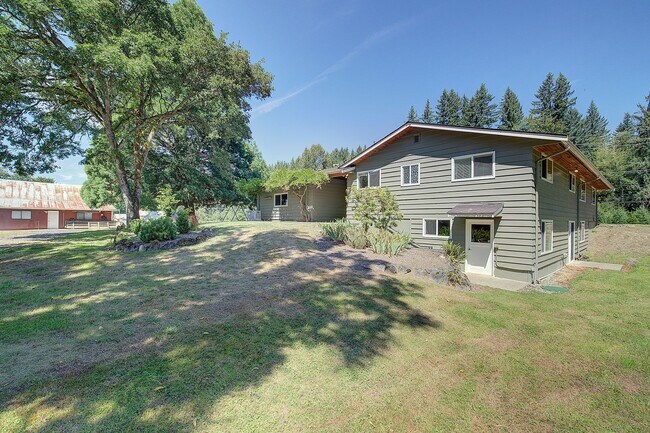 Building Photo - 3bd/2ba Issaquah House