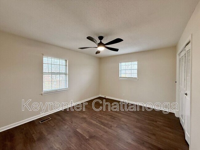 Building Photo - 8225 Cavan Cir