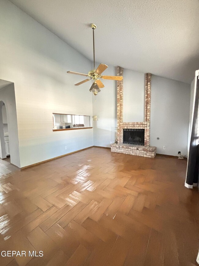 Building Photo - 10960 Ernie Banks Dr