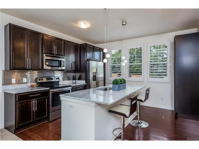 Building Photo - 3070 Kilmer Ave