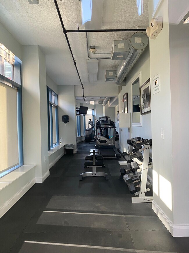 Building Photo - 311 Washington St