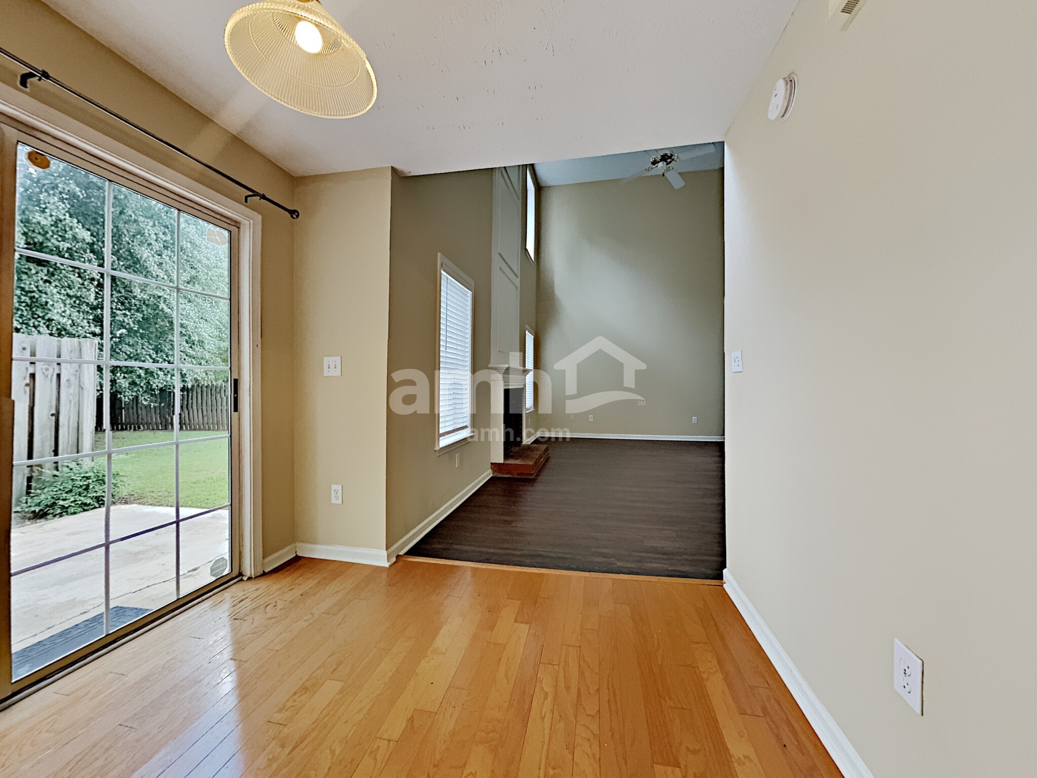 Building Photo - 1388 Glenover Way