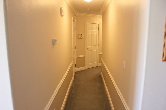 Building Photo - 682 Lava Pointe Dr