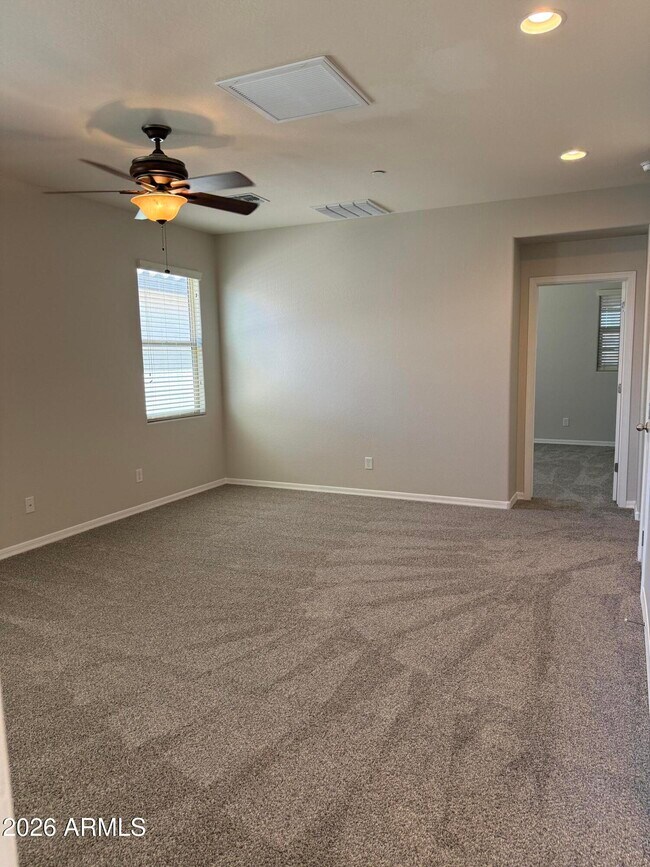 Building Photo - 9237 W Coolbrook Ave