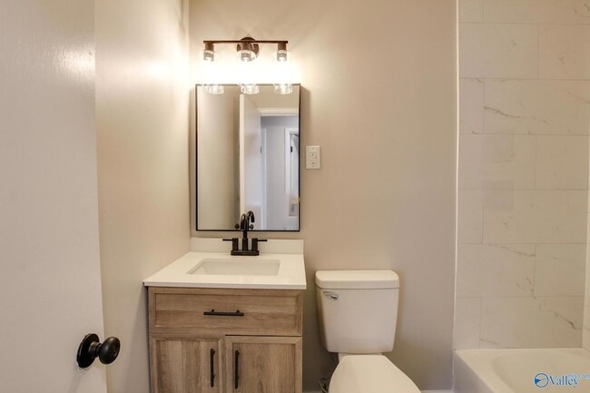 Building Photo - 629 Dawson Terrace NW