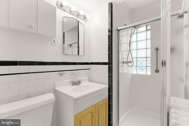 Building Photo - 3717 Legation St NW