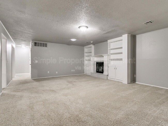 Building Photo - 6109 Kingston Rd