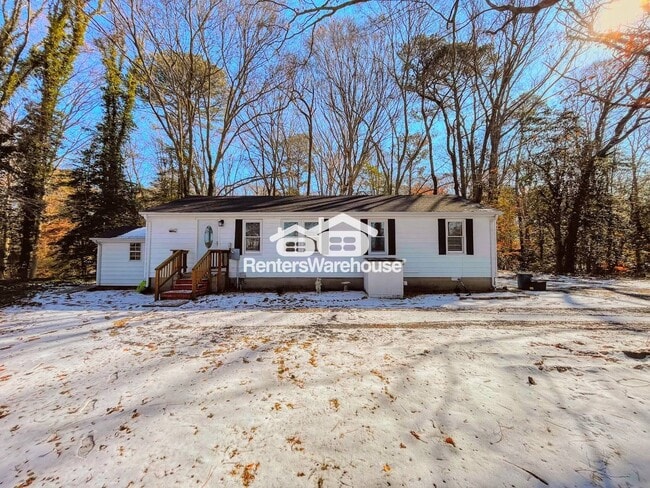 Building Photo - 8064 Crittenden Rd