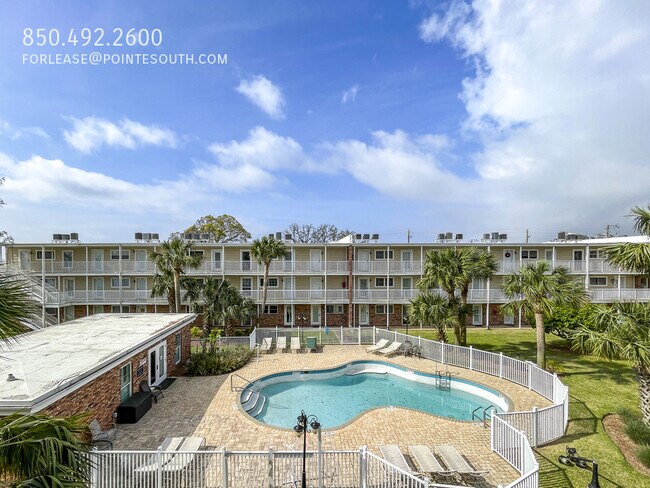 Building Photo - 710 Scenic Hwy