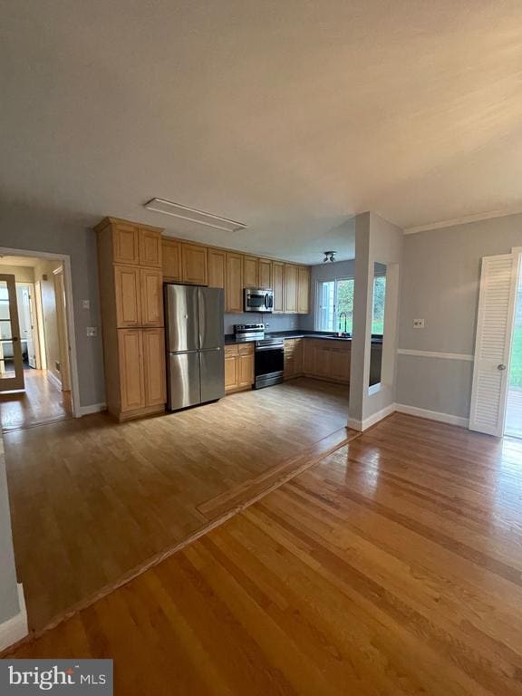 Building Photo - 5528 Warwick Pl