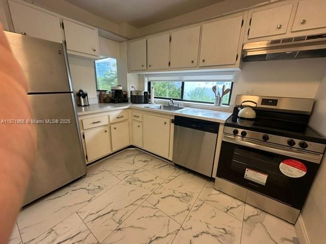 Building Photo - 16909 N Bay Rd