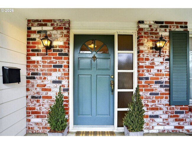 Building Photo - Peaceful 3 Bedroom Single-Level Home on Spacious Corner Lot Near Fir Grove Park