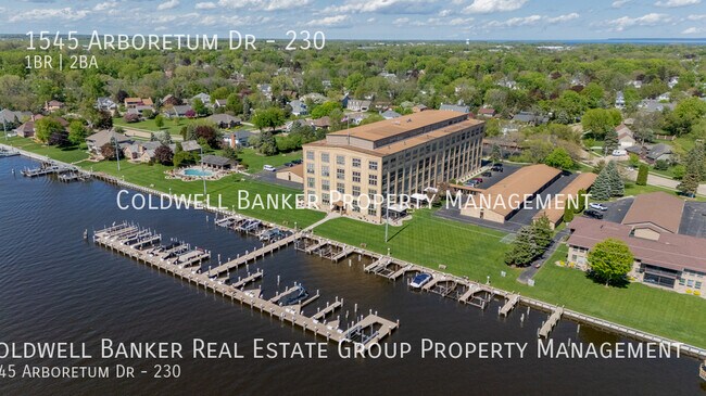 Building Photo - 1545 Arboretum Dr