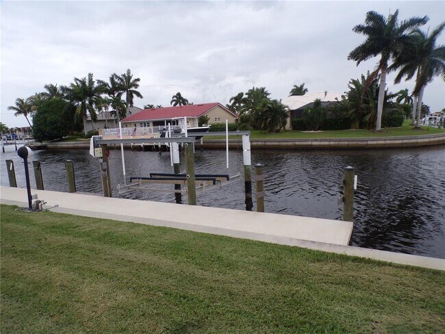 Building Photo - 510 Medici Ct