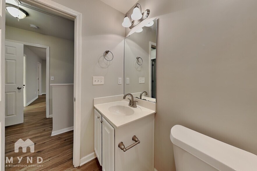 Building Photo - 3515 Gibbon Terrace Court