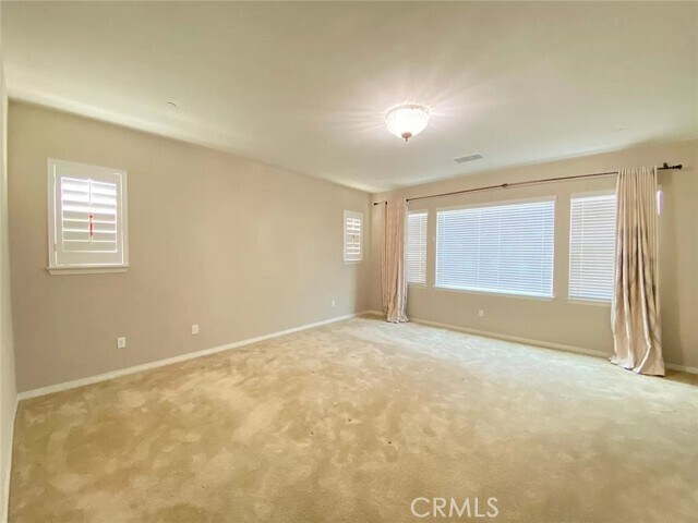 Building Photo - 6430 Sheffield St