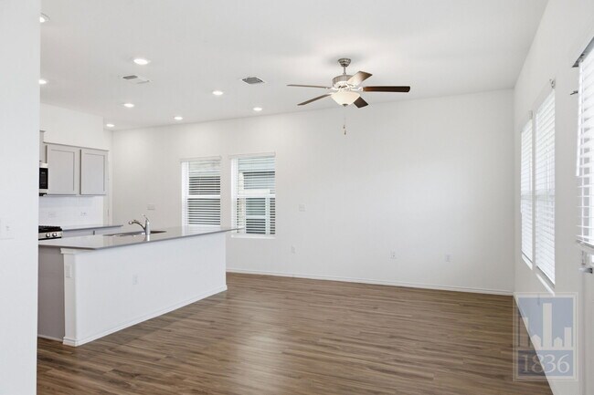 Building Photo - 15213 Spruce Frost Cv