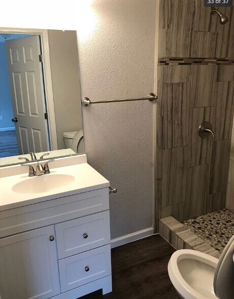 Building Photo - 1415 Mardell St