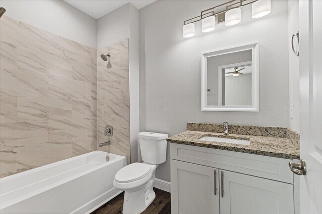 Building Photo - Brand new Duplex stocked with upgrades