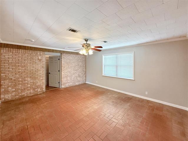 Building Photo - 9580 Dogwood St