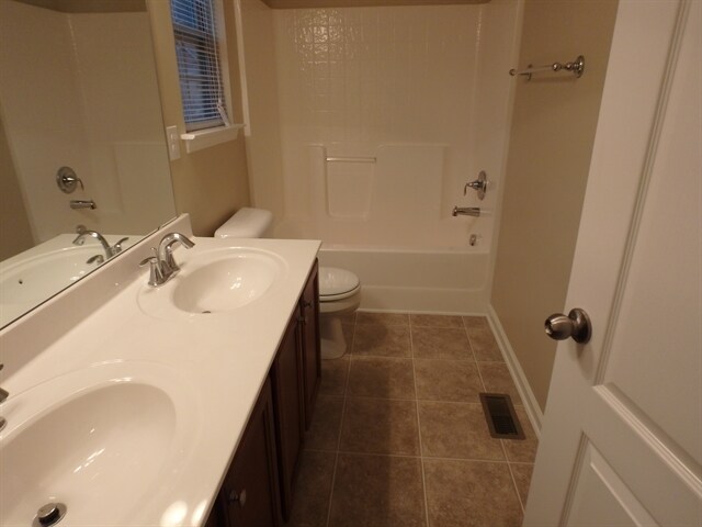 Building Photo - 441 Barnard Castle Ct