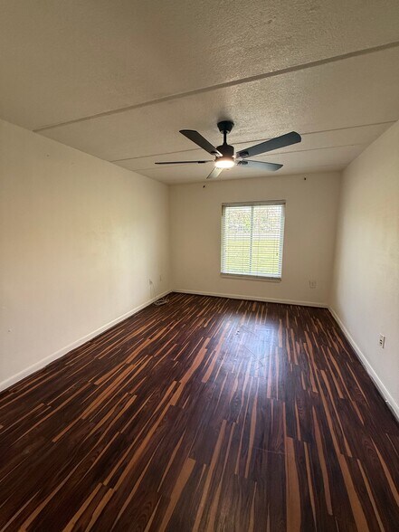 Building Photo - 4410 White Pine Ave