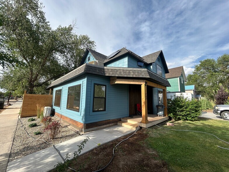 Building Photo - 202 Chipeta Ave