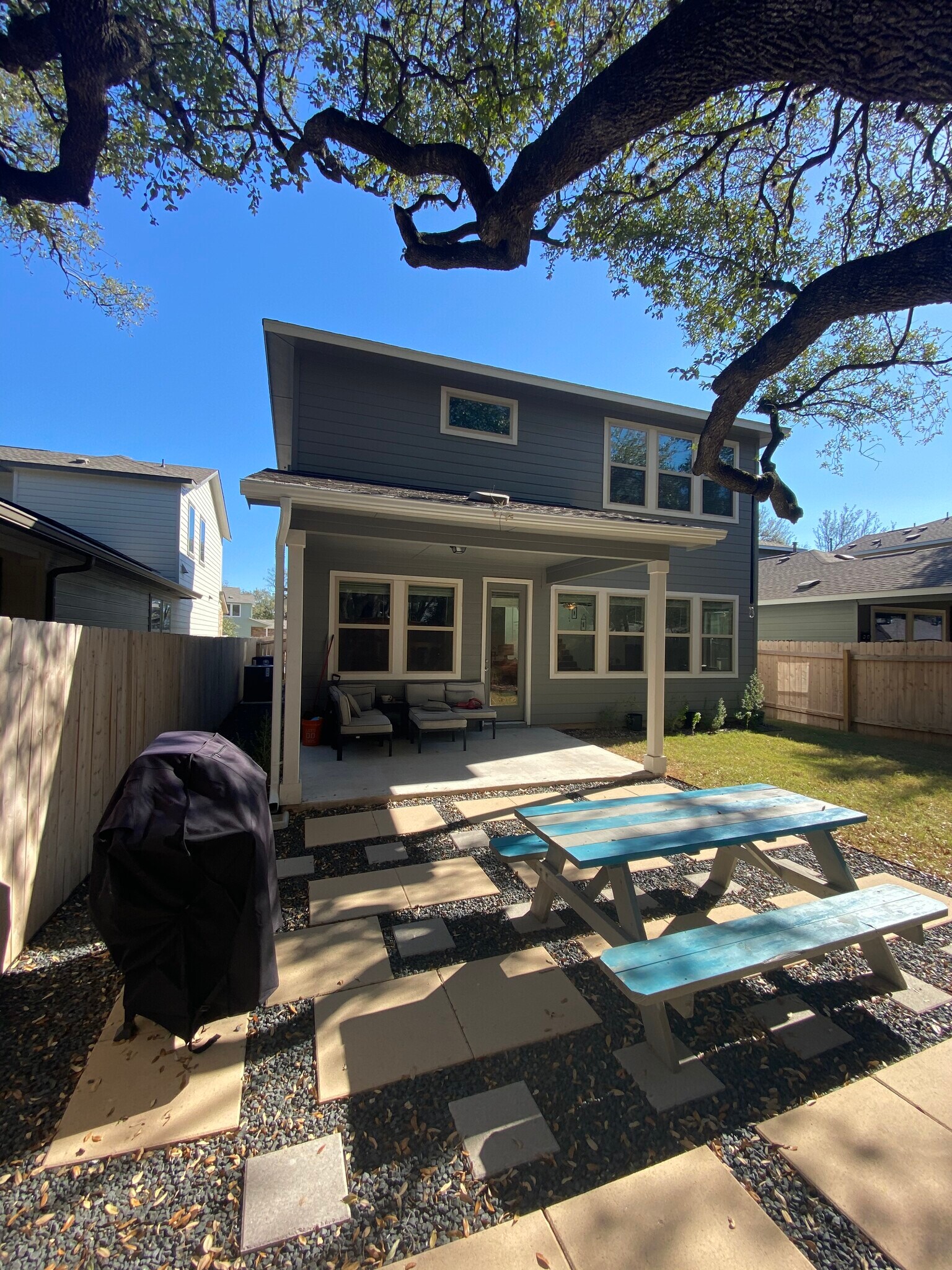 Building Photo - 10406 Bramble Berry Dr