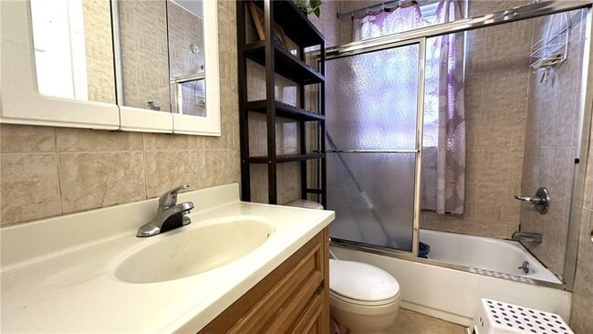 Building Photo - 2593 Ocean Ave