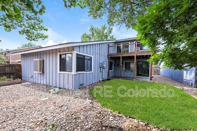 Building Photo - 12132 E Amherst Cir