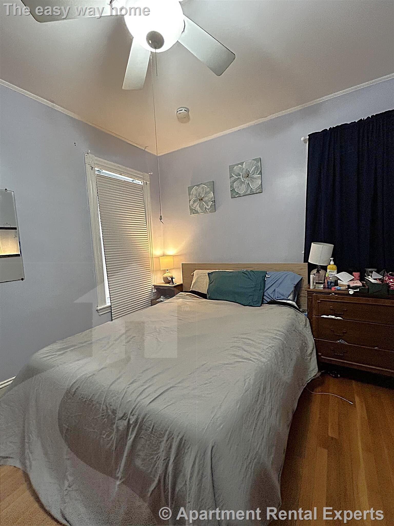 Building Photo - 578 Main St