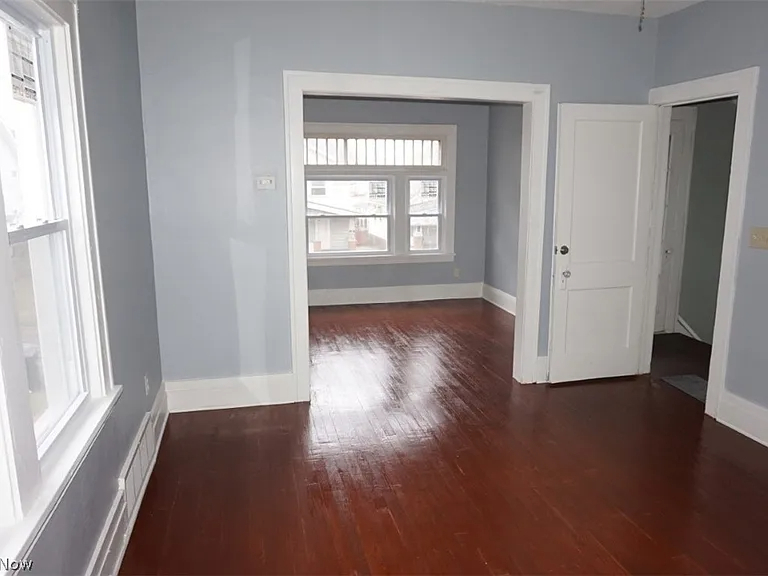 Building Photo - 3507 W 128th St