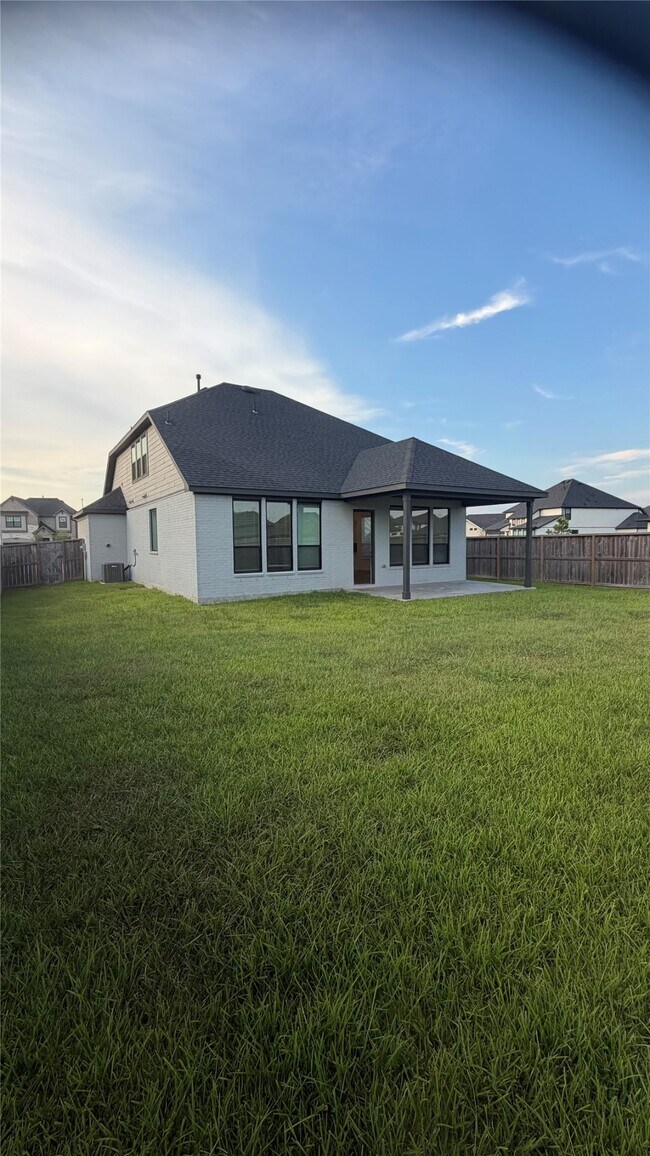 Building Photo - 25302 Rothesay Ln