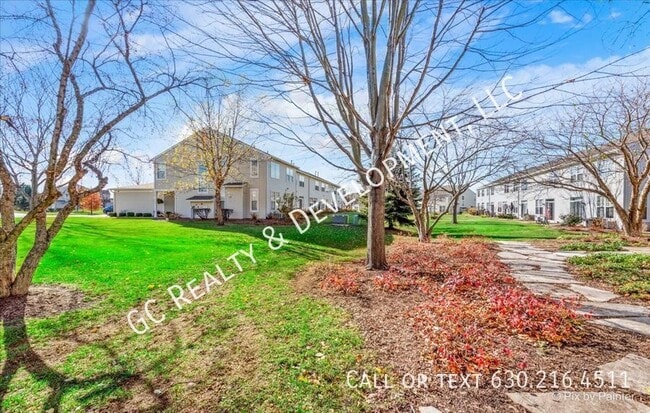 Building Photo - 2864 Rutland Cir